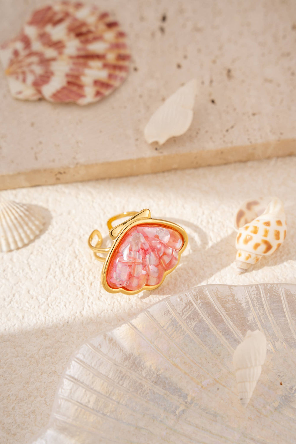 bagues coquillage résine nacrée doré été ajustables