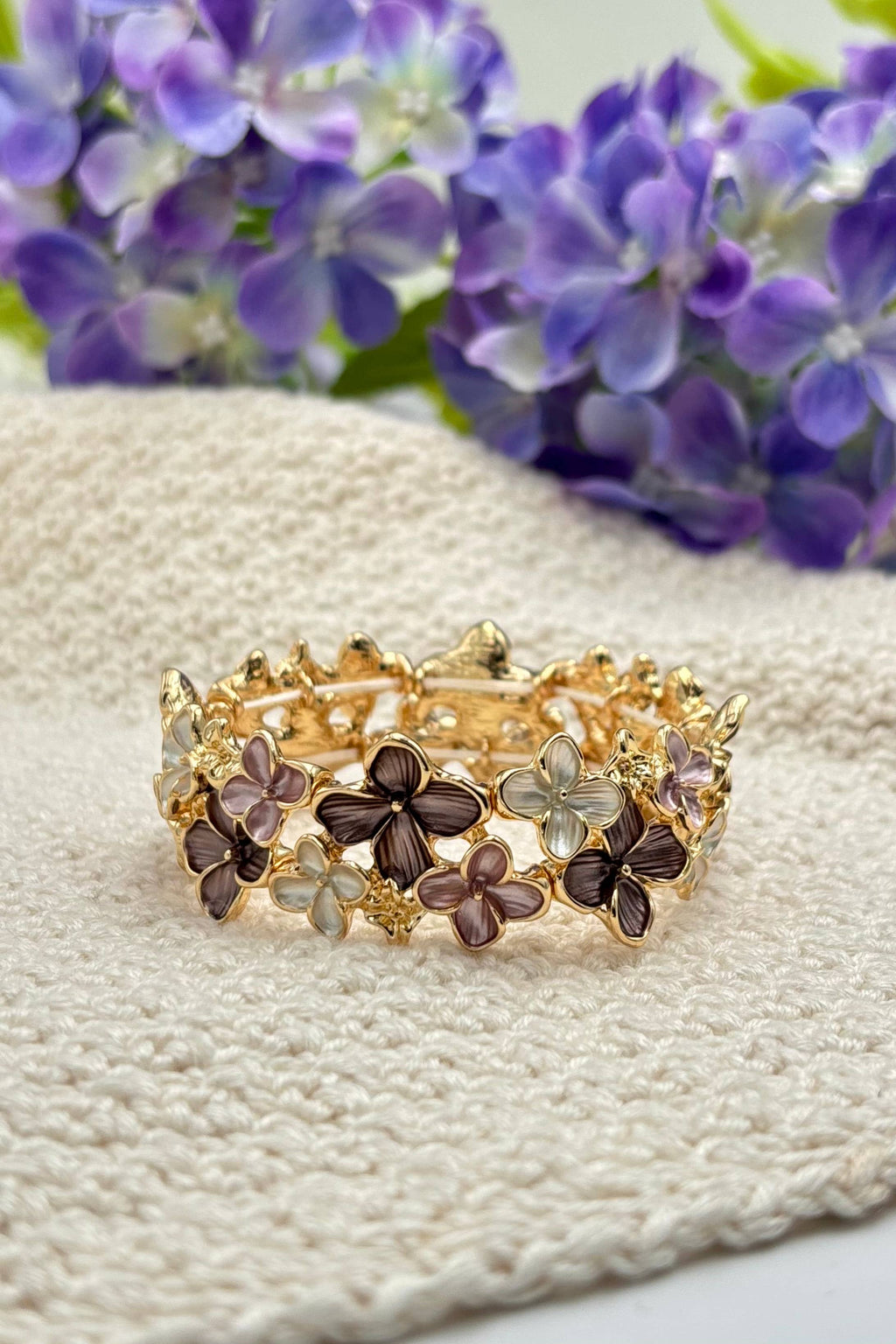 Bracelet fleurs coloré avec élastique 324CP22