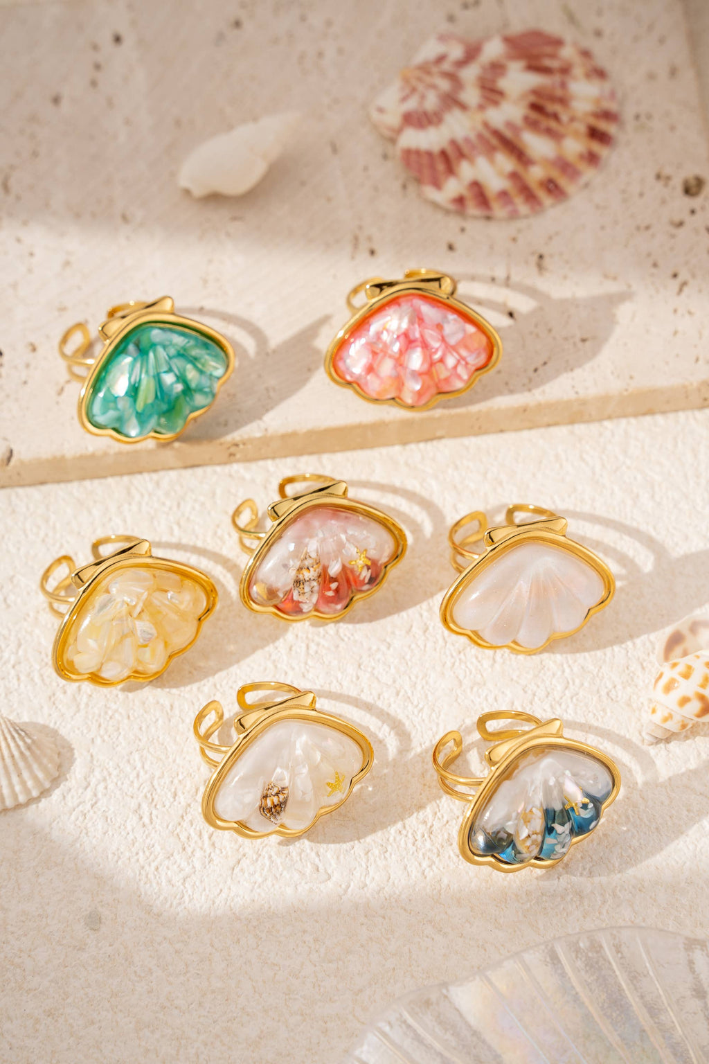 bagues coquillage résine nacrée doré été ajustables