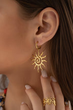 Boucles d’Oreilles Créoles Soleil Dorées Acier Inoxydable
