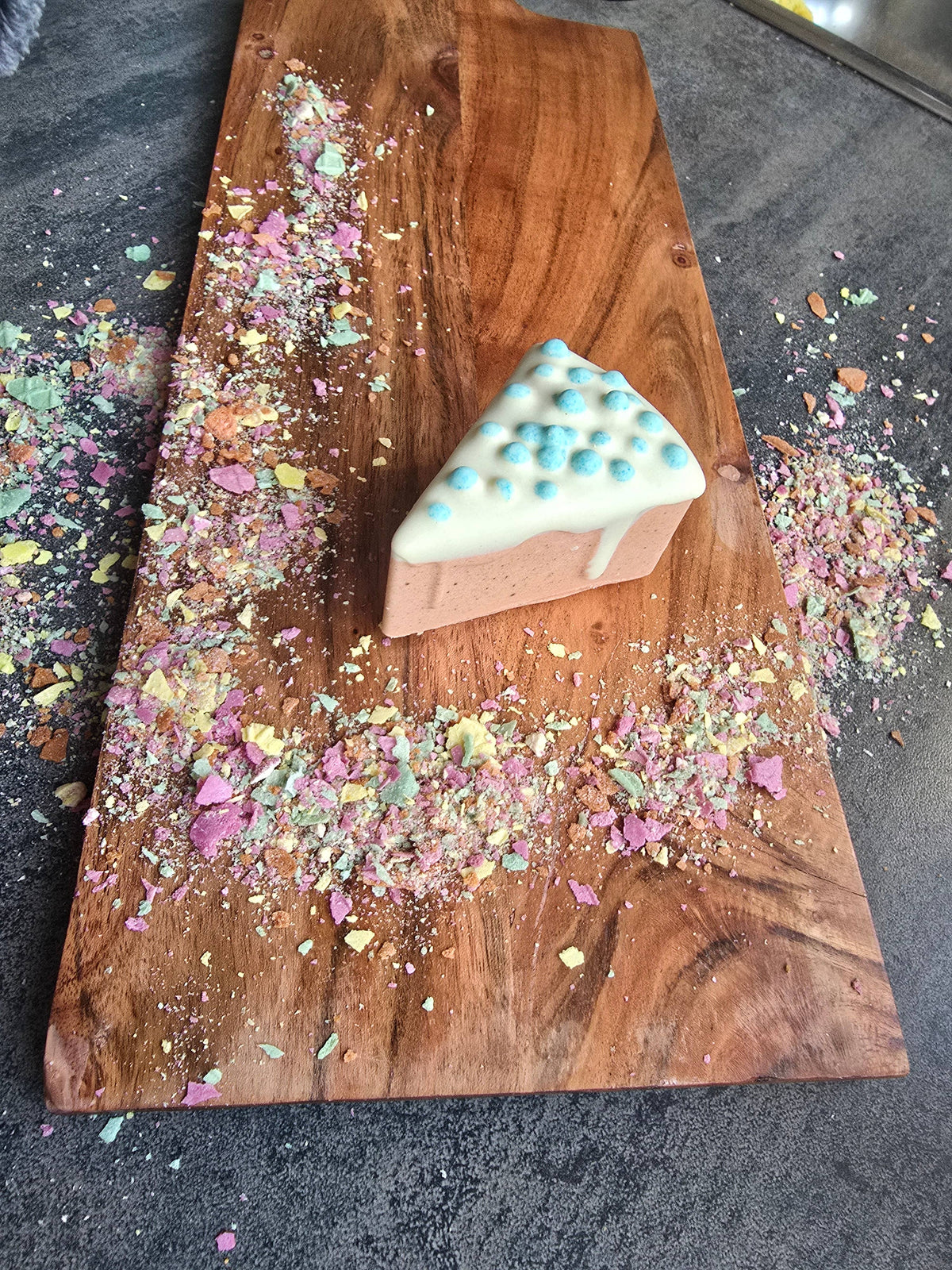BlueberryCheesecake garni en boîte gâteau
