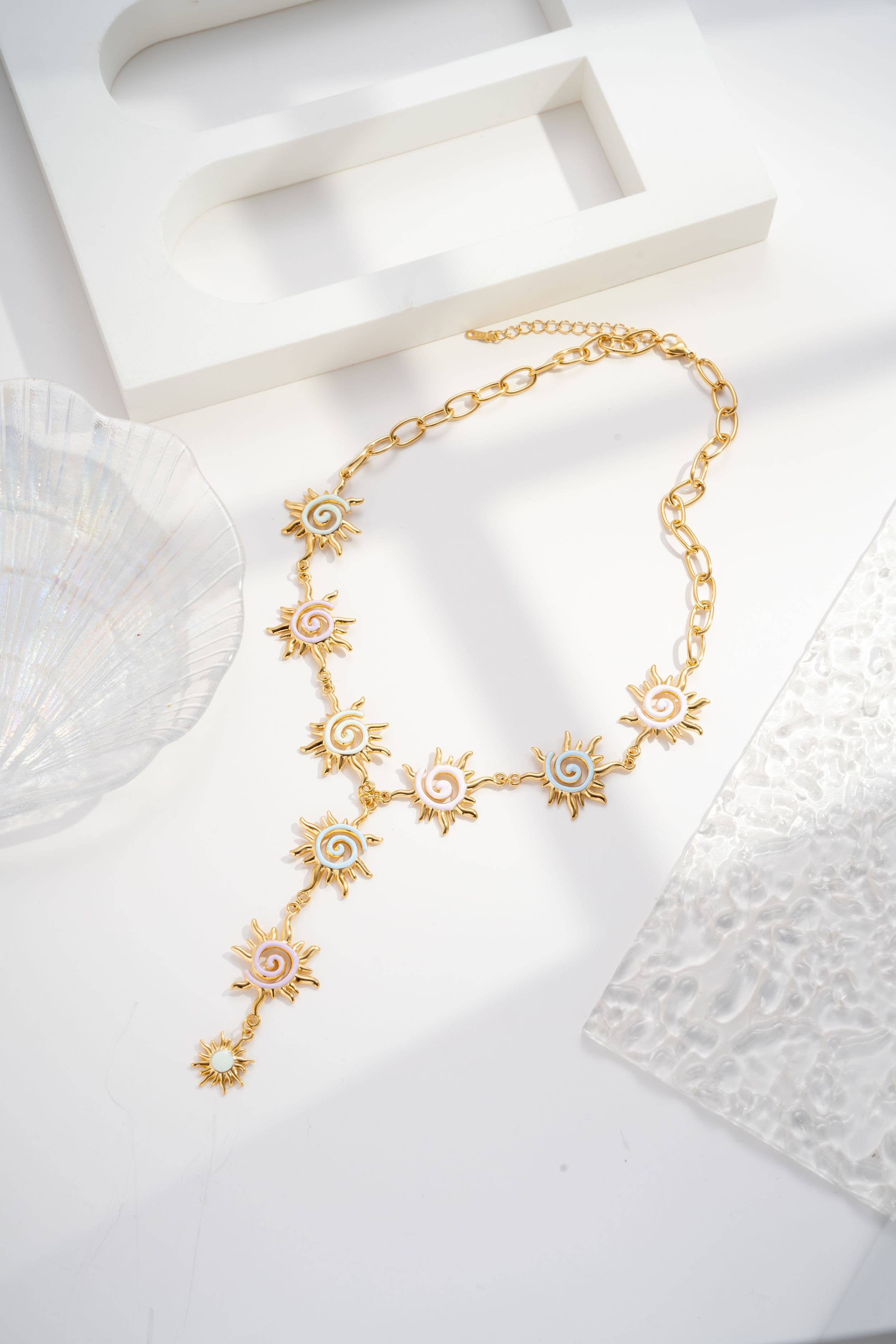 Collier Soleil Multicolore Émaillé en Acier Inoxydable